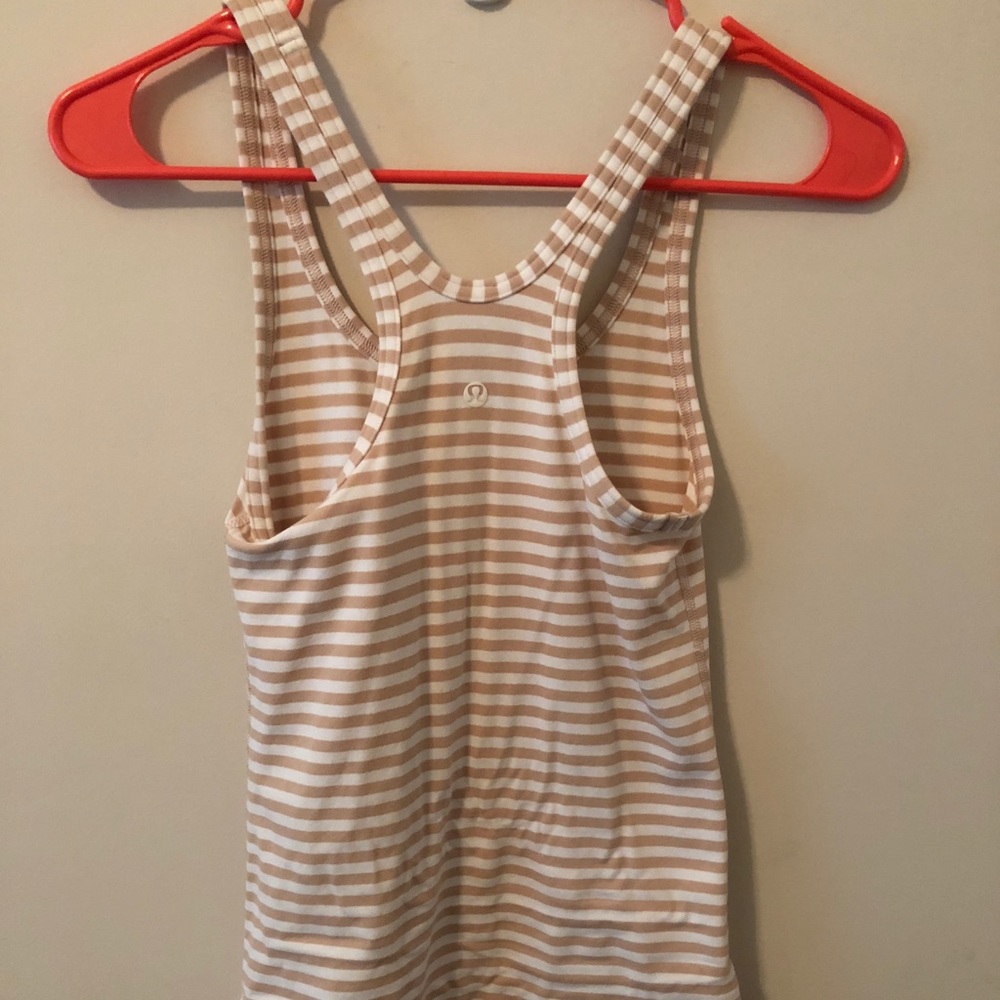 Lululemon cool Razorback - Picture 2 of 2